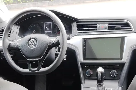 Volkswagen Lamando