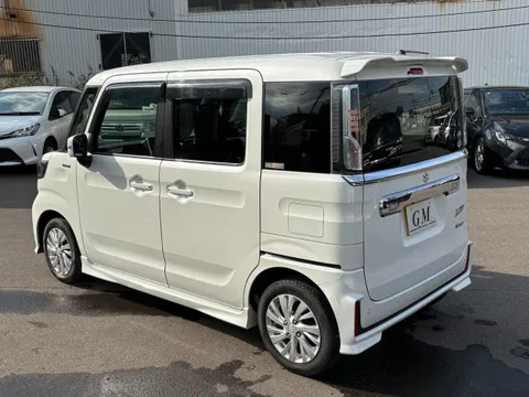 Suzuki Spacia Custom
