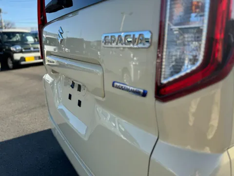 Suzuki Spacia