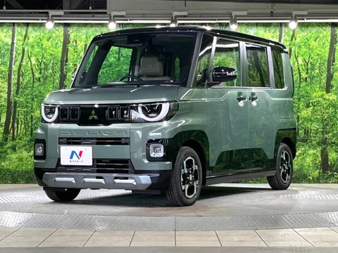 Mitsubishi Delica Mini
