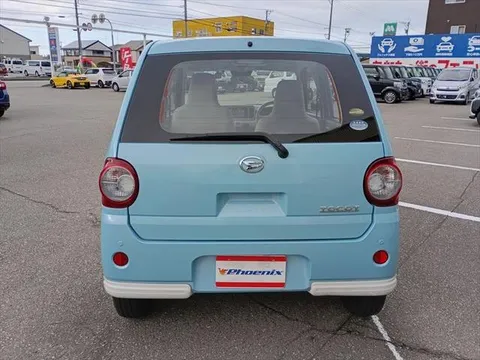 Daihatsu Mira Tocot