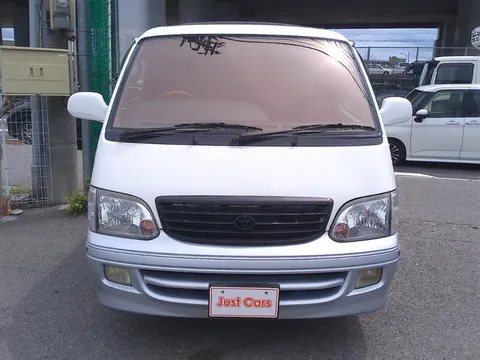 Toyota HiAce Wagon