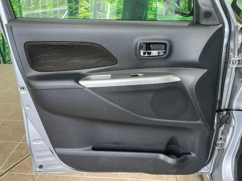 Mitsubishi eK Space Custom