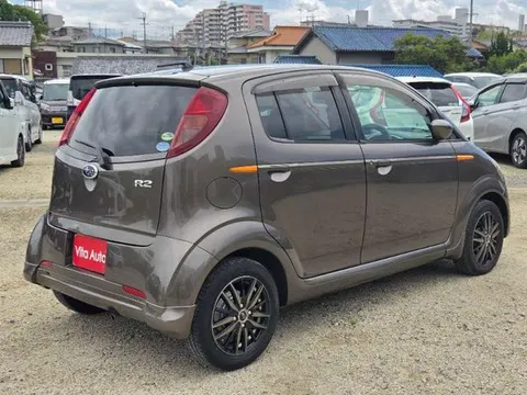 Subaru R2