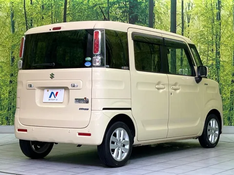 Suzuki Spacia