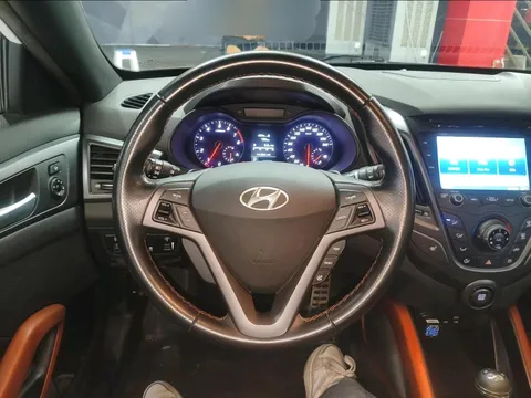 Hyundai Veloster