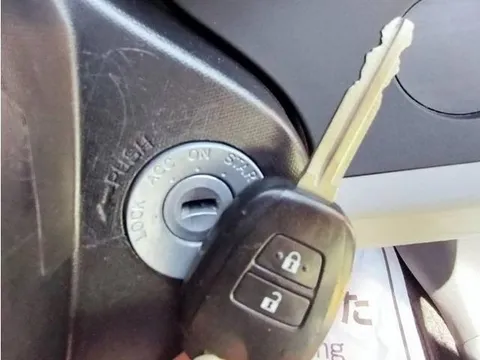 Toyota iQ