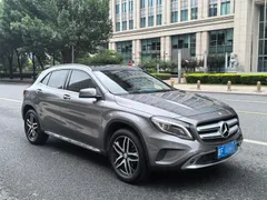 Mercedes-Benz Mercedes-Benz GLA