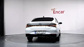 Hyundai Elantra (Avante)