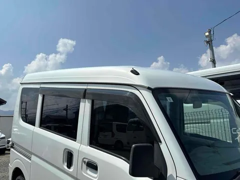 Mitsubishi Minicab Van