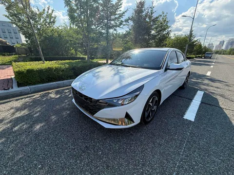 Hyundai Elantra (Avante)