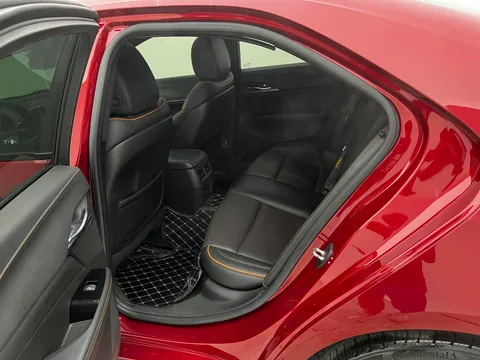 Cadillac CT4