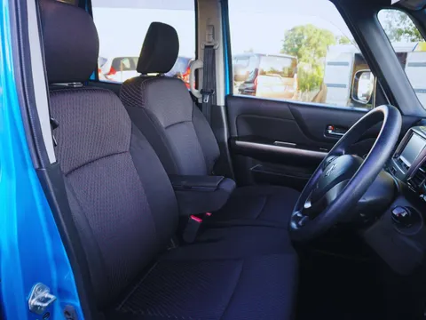 Suzuki Spacia Custom Z