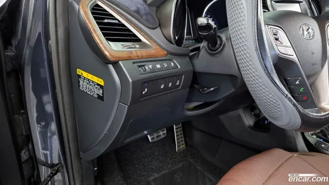 Hyundai Grand Santa Fe (Maxcruz)