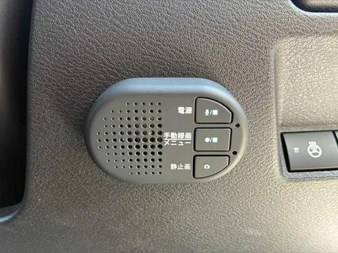 Nissan Note Aura