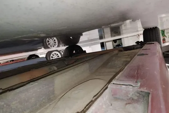 Geely Binray