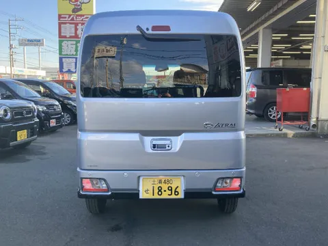 Daihatsu Atrai