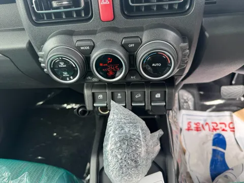Suzuki Jimny Nomade