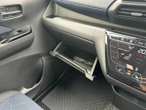 Mitsubishi eK X