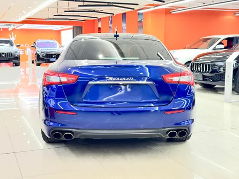 Maserati Ghibli