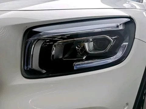 Mercedes-Benz Mercedes-Benz GLB