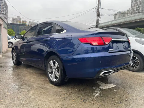 Geely Emgrand GL