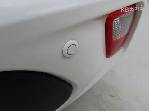 Kia Deluxe