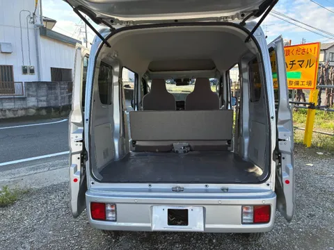 Nissan Clipper