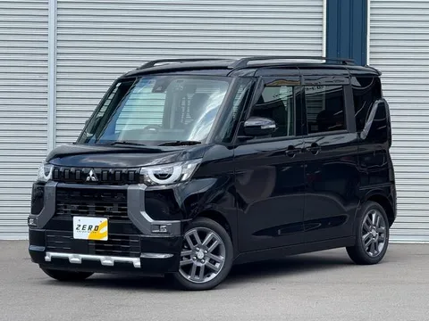 Mitsubishi Delica Mini
