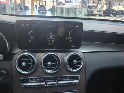 Mercedes-Benz Mercedes-Benz GLC