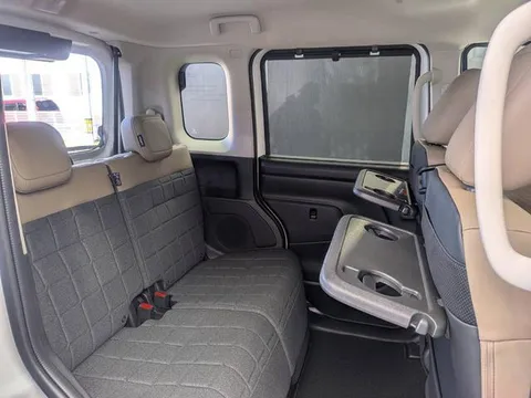 Mitsubishi Delica Mini