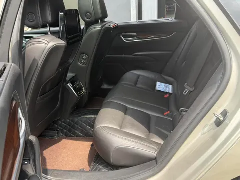Cadillac XTS