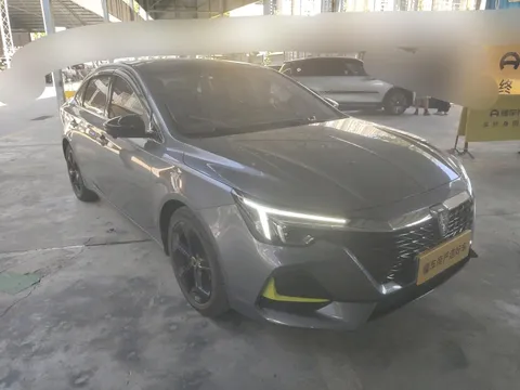Roewe i6