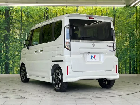 Suzuki Spacia Custom