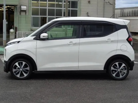 Mitsubishi eK X