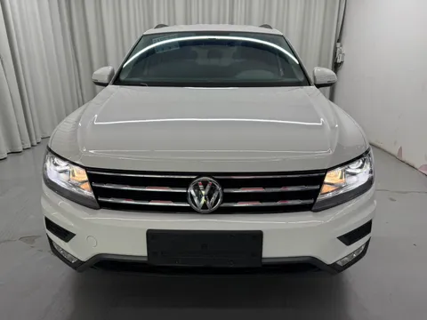 Volkswagen Tiguan L