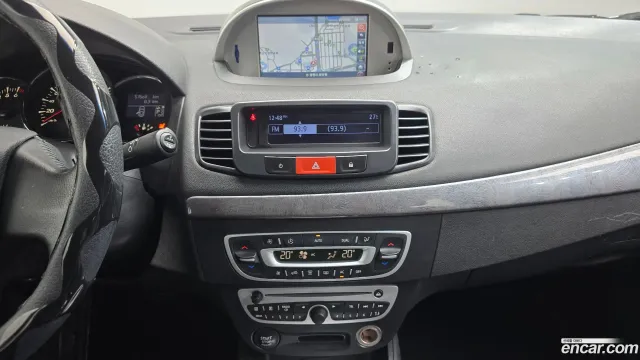 Renault SM3