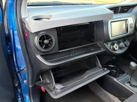 Toyota Yaris (Vitz)