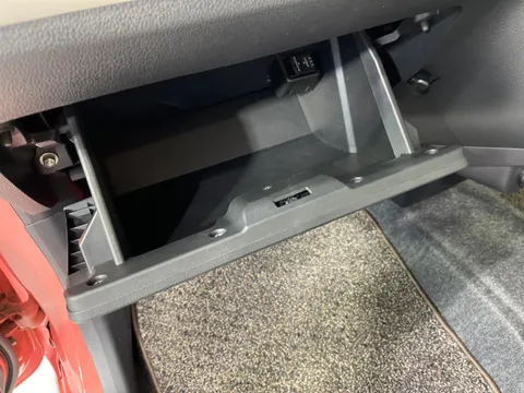 Daihatsu Mira Tocot