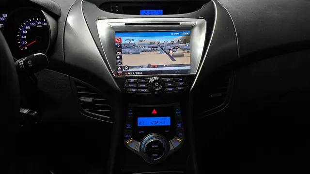 Hyundai Elantra (Avante)