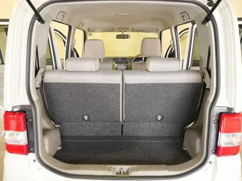 Toyota Pixis Space