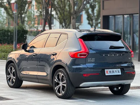 Volvo XC40