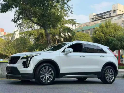 Cadillac XT4