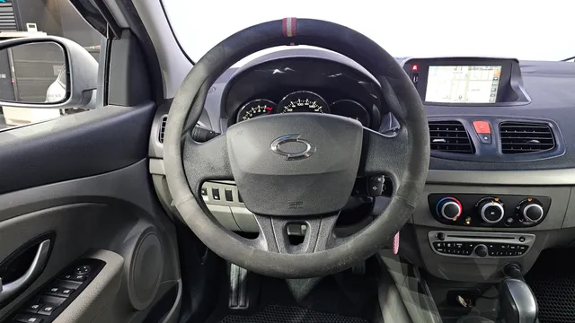Renault SM3