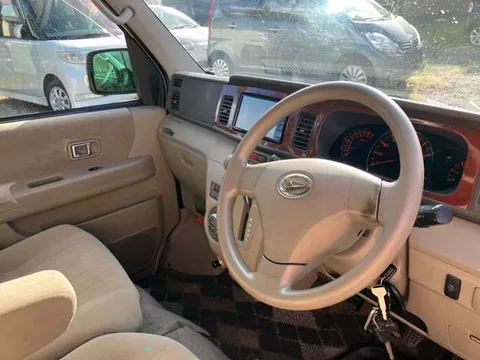 Daihatsu Atrai Wagon
