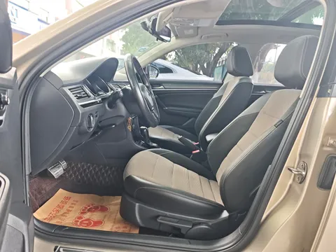 Volkswagen C-Trek