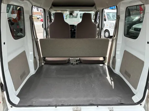 Nissan Clipper