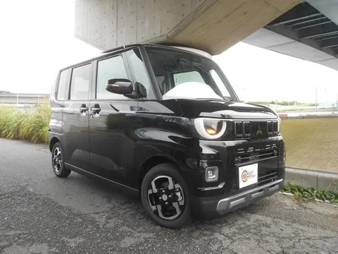 Mitsubishi Delica Mini