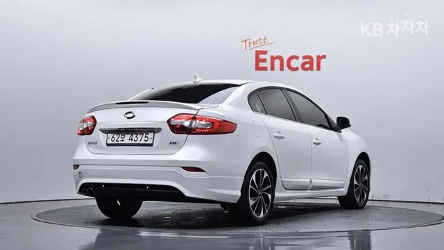 Renault SM3