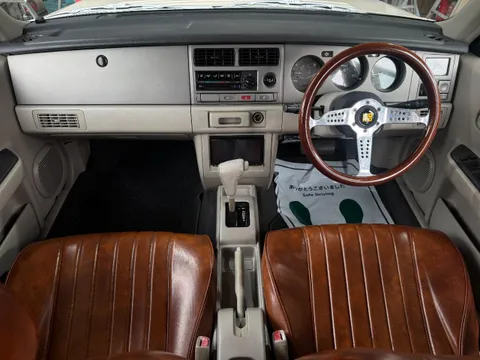 Nissan Rasheen